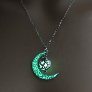 Glowing Pendant Necklaces